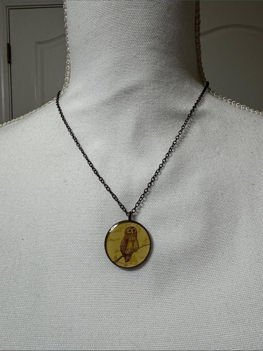 Vintage-Inspired Yellow Owl Pendant Necklace - Women's Jewelry